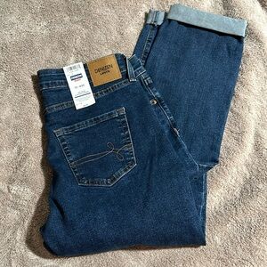 Denizen by Levi’s size 10 denim capris.